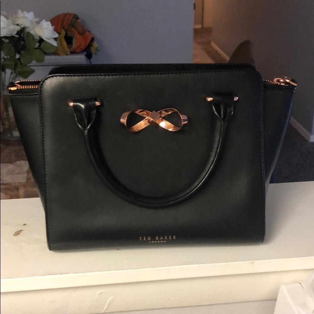 Ted Baker ‘Loop Bow’ Leather tote bag